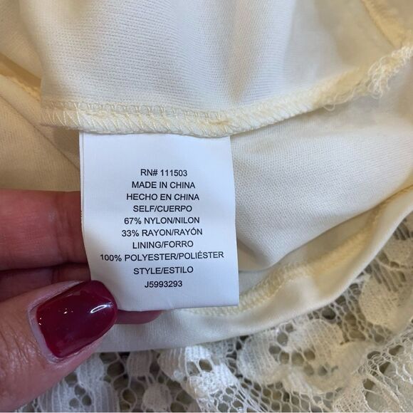 JUNE & HUDSON IVORY HI LOW SLEEVELESS LACE DRESS Size Medium - Picture 13 of 14